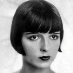 Meet your Posher, Sally